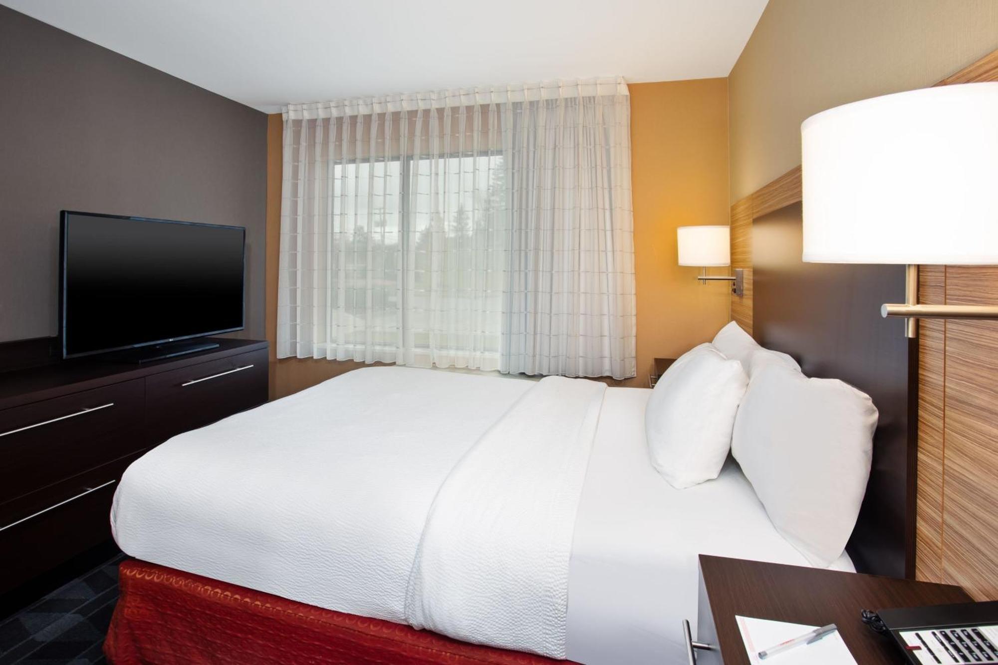 Towneplace Suites By Marriott Detroit Belleville Exterior foto