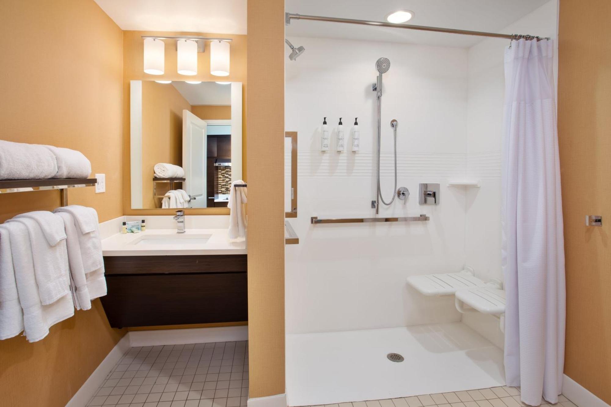 Towneplace Suites By Marriott Detroit Belleville Exterior foto