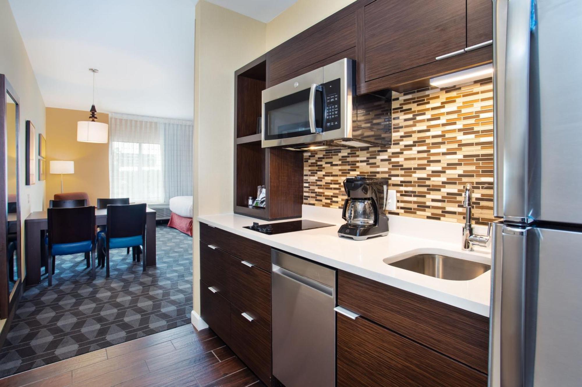Towneplace Suites By Marriott Detroit Belleville Exterior foto
